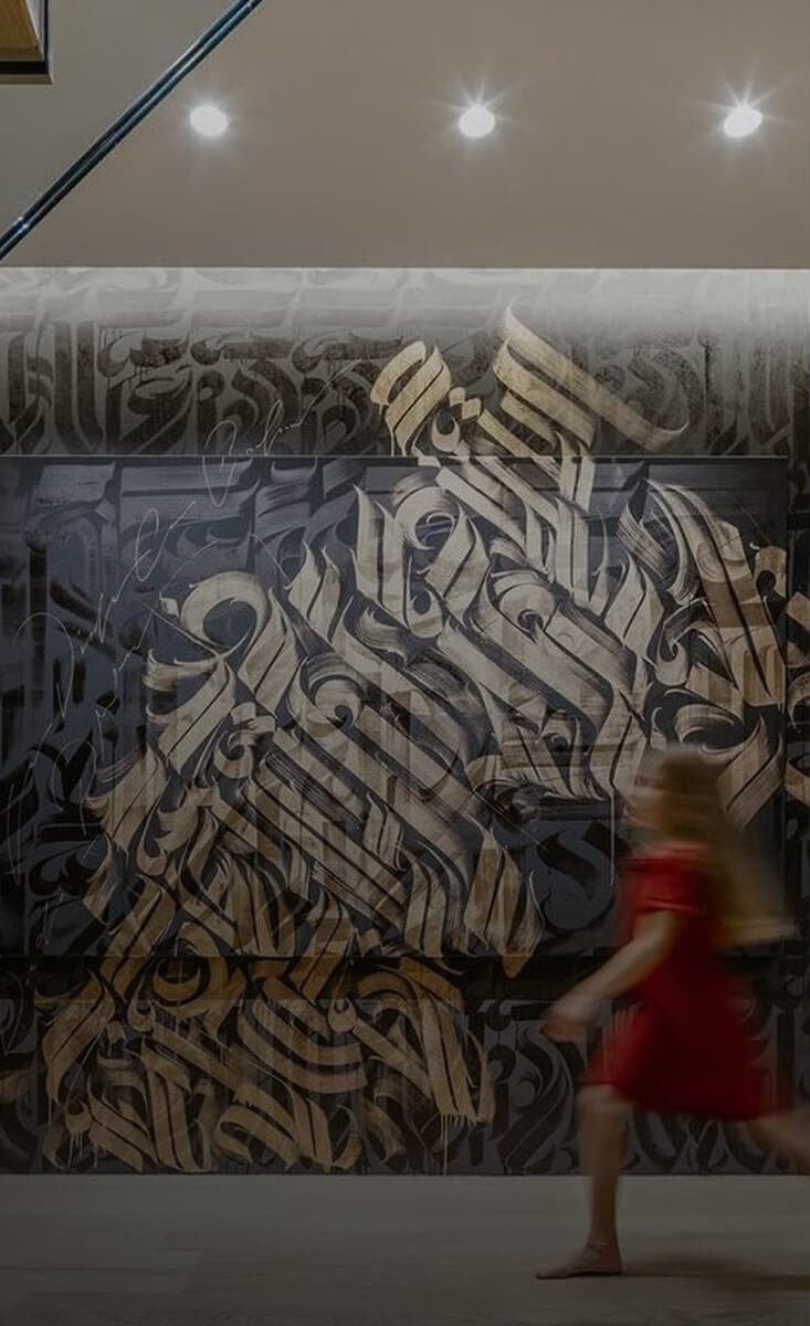 The Villa That Dreamed in Gold